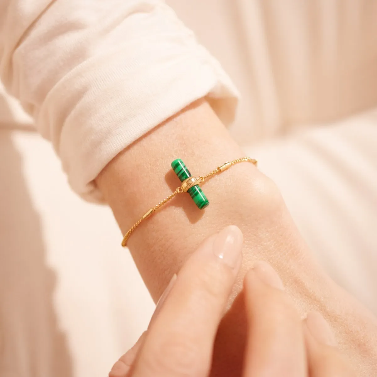 Aura Malachite Bar Bracelet | Gold Plated