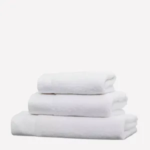 OOS - Frette | Diamond Bordo Bath Sheet