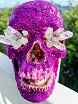 SHIMMERING CRYSYAL SKULL-made by me